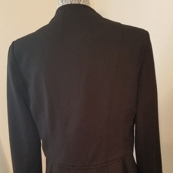 Blazer - Picture 3 of 3